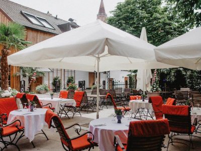 hotel-goldene-sonne-terrasse-franzoesisches-restaurant