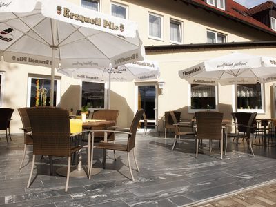 hotel-zum-hirsch-biergarten-seite-1